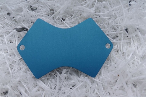 Eloxiertes Schild, geschwungen, 61x44mm, blau