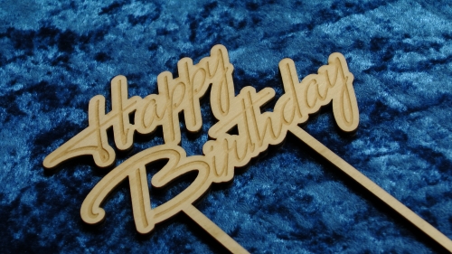 Cake Topper &quote;Happy Birthday&quote;