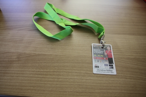 Einlasskarte mit Lanyard nach Wahl