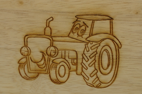 Frühstücksbrettchen mit &quote;Traktor&quote;